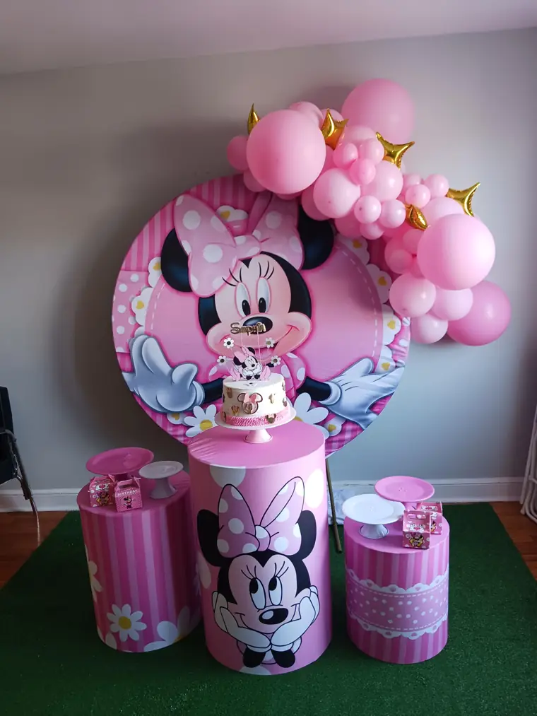 Decoração tema Minnie com balões rosa